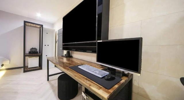 Masan First Class Hotel, Забронировать Отель Масан 