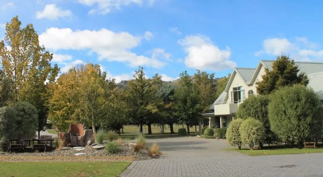 Семейный номер Standard c 1 комнатой Colonial Manor Motel