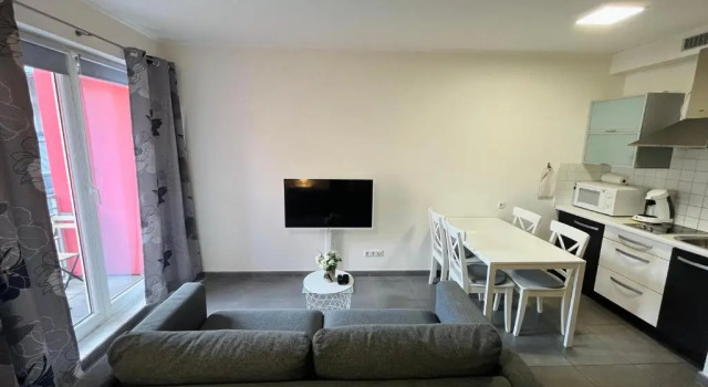 Esch/Alzette city studio, Забронировать Отель Эш-сюр-Альзетт 