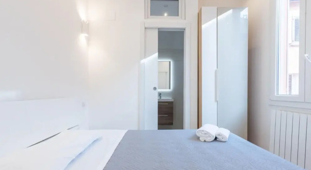 Albergo Garisenda con terrazza panoramica sulle Due Torri, Забронировать Отель Болонья провинция Болонья, рядом с Церковь Сан-Джакомо Маджоре