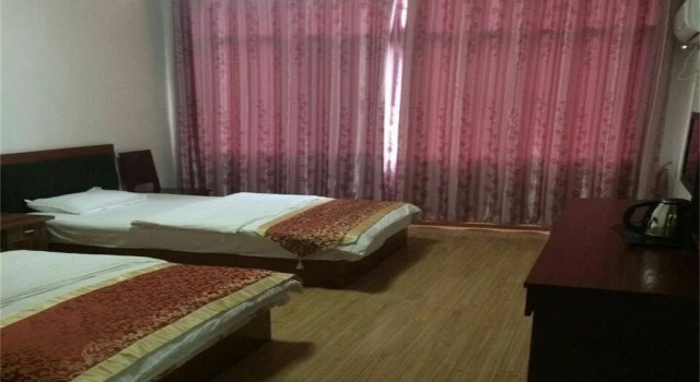 Qingxi Guotai Hotel, Prenota Hotel Hotel a Sichuan con parcheggio, Parcheggio