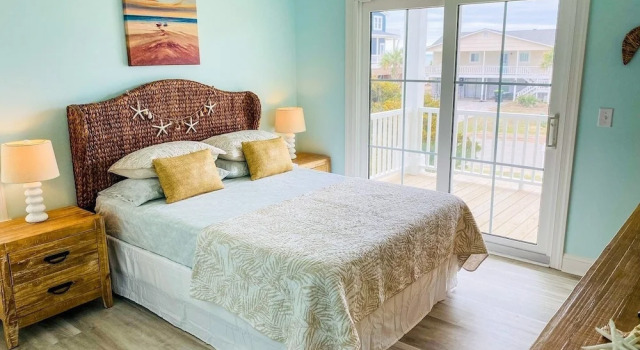 1030 Ocean 5 Bedroom Home by RedAwning