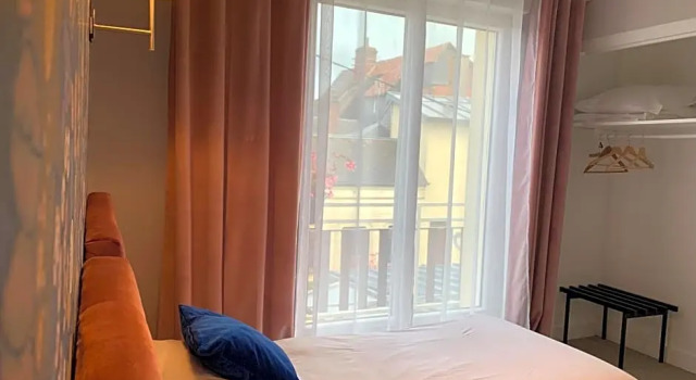 Номер Standard Logis hôtel restaurant Auberge Du Cheval Blanc