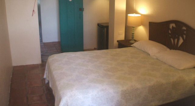 Trade Winds Restaurant & Guest House, Reserva ahora Hostal o pensión Vieques Ceiba