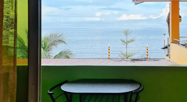 Семейный номер Standard с балконом Galucksea Beach Resort