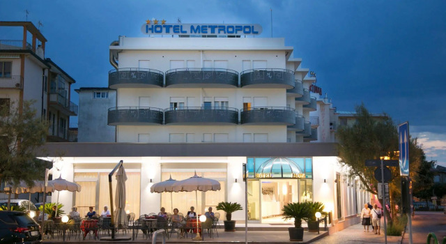 B&B Metropols Sottomarina, Book Hotel Hotels in Chioggia with Parking, Parking