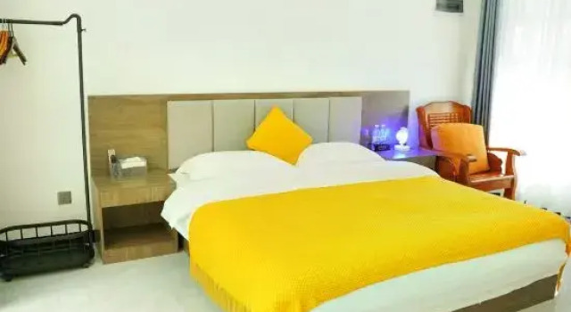 Семейный люкс Beihai Longmai Yaju Homestay (Guantouling Zixiawan Tourist Scenic Area)