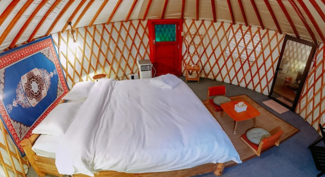 Cort Nomad Yurts