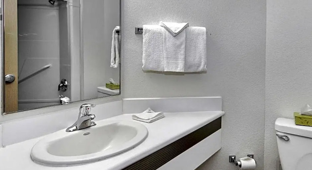 Номер Deluxe Motel 6-Peterborough, ON