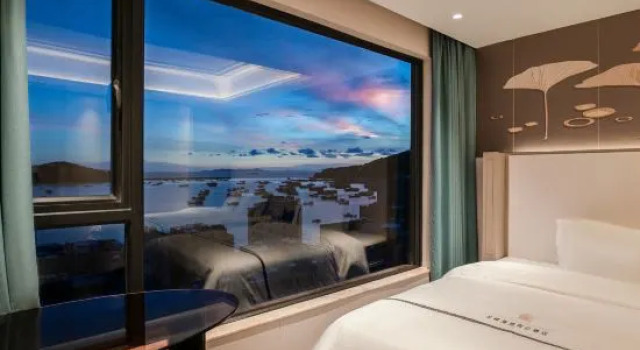 Jinfeng Bay Hotel (Yangjiang Dongping Pearl Bay Branch), Boek Hotel Hotels in Guangdong met parkeren, Parkeren