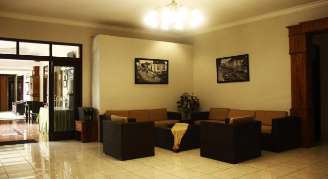 ZEN Rooms Sukajadi Sindang Sirna