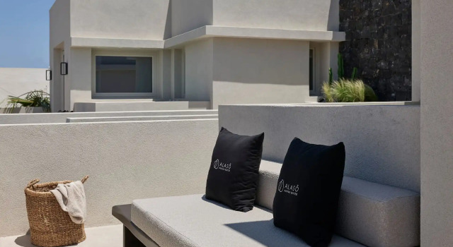 Alaso Design Suites - Adults Only