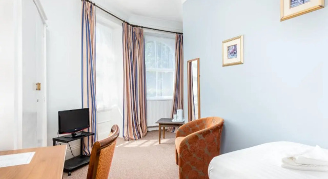 Одноместный номер Standard Imperial Hotel