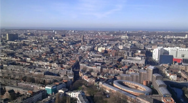 Amazing SkyStudio on 30th floor 738, Book Hotel Laak 