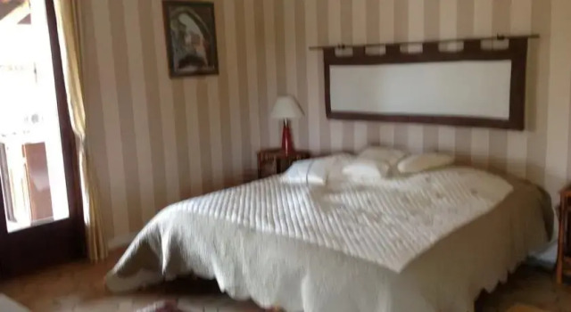 Chambre d'Hôtes Les Quatra, Book Inn La Gaude Alpes-Maritimes