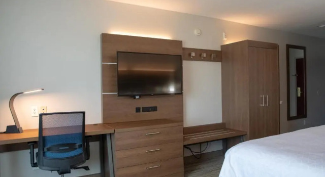 Номер Standard Holiday Inn Express Hotel and Suites Natchitoches by IHG