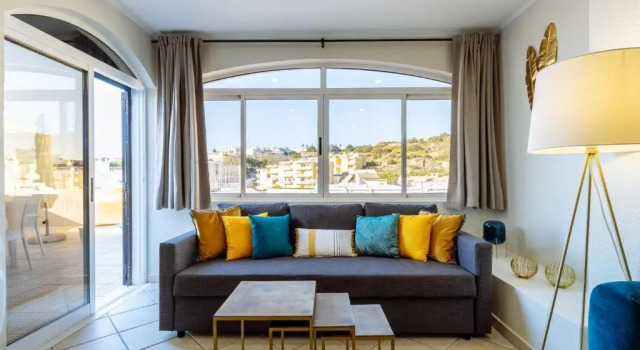Апартаменты Top renoviertes Apartment mit großer Terrasse