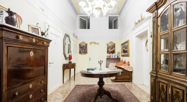 Casa Valier, Забронировать Отель Сан-Марко Венеция, рядом с Театр Россини