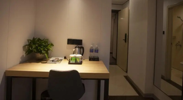 Одноместный номер Standard GreenTree Inn Jiangsu Lianyungang Guannan West Renmin Road Express Hotel