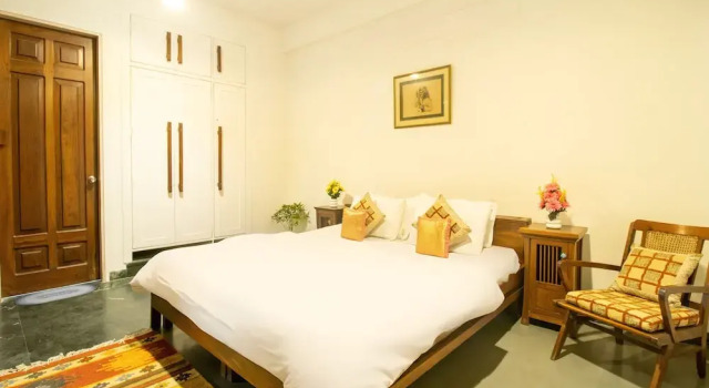 Opulent Antique 6BR Villa in Gurugram, Rezervovat Vila Chaty v Haryana, Chalupa