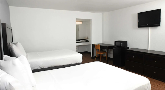 Regency Inn, Забронировать Отель Батон-Руж Луизиана, рядом с Don Carter Shopping Center