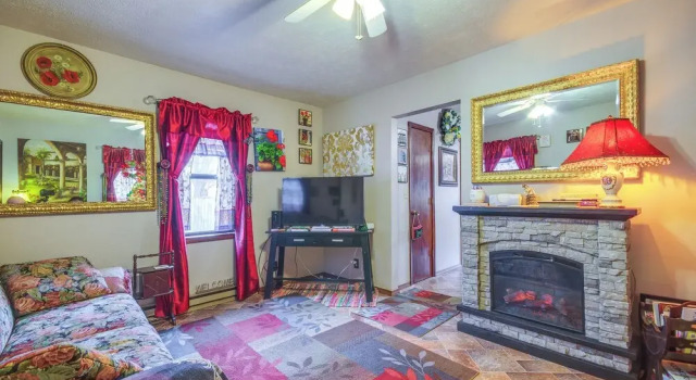 Walk to Dtwn: New Orleans-themed Lebanon Cottage, Prenota Casa vacanze Cottage a Lebanon, Cottage