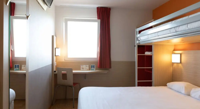 Номер Comfort The Originals Access,Tendance Hôtel, Saint-Etienne