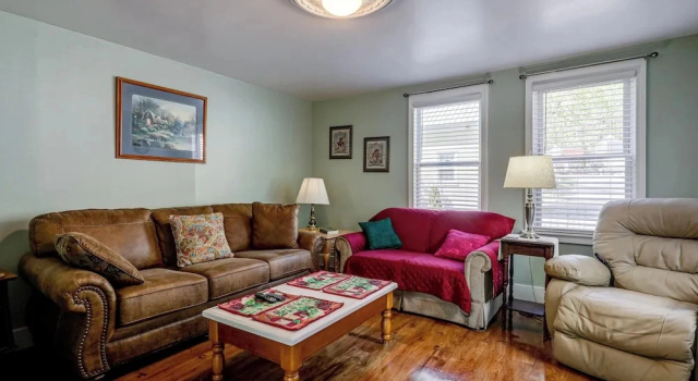 Коттедж Riverside Franklin Townhome: 2 Private Balconies