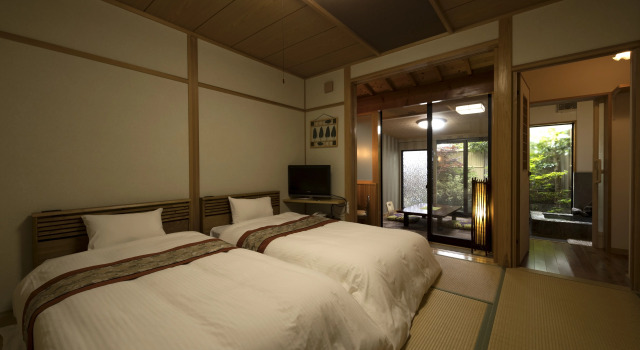 Ryotei Saigetsuan, Prenota Hotel Hirado Nagasaki