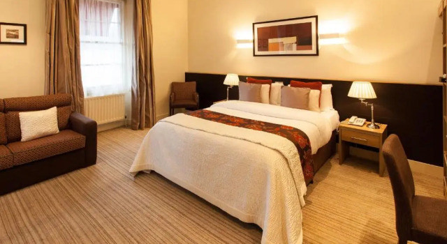 Одноместный номер Standard Strangford Arms Hotel