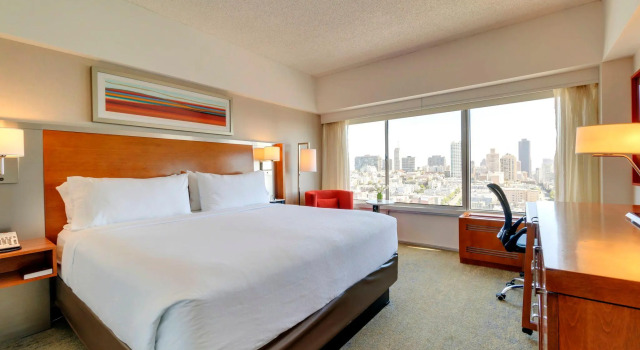 Номер Standard Holiday Inn San Francisco - Golden Gateway newly renovated with No Resort Fee