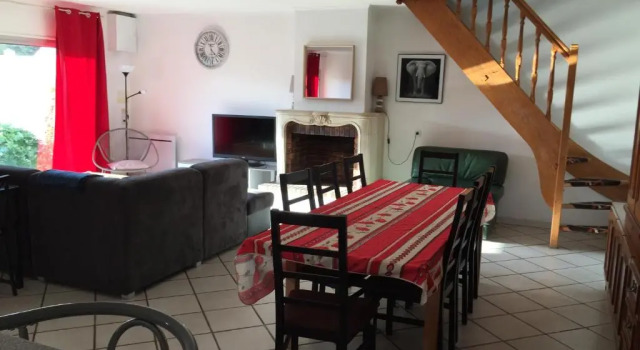 Коттедж Villa Toscana 250 M de la plage