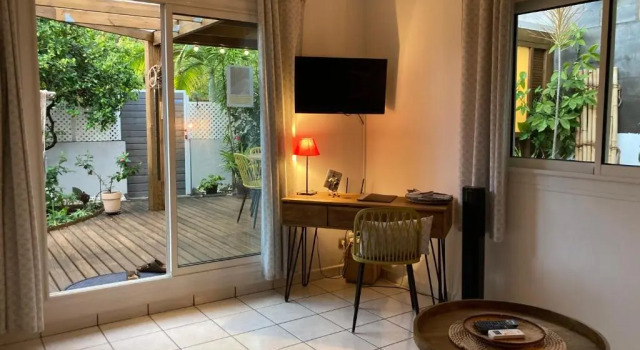 Апартаменты Bungalow Tec-Tec St Leu