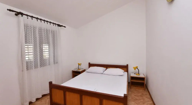 Apartment Damir, Забронировать Апартаменты/квартира Примоштен Шибеник