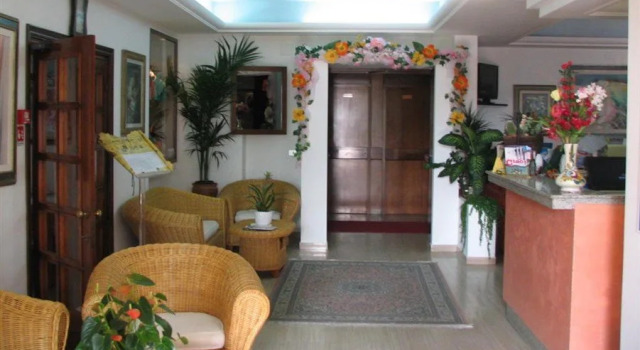 Hotel Galf, Забронировать Отель Отели Побережья Абруццо с бассейном, Бассейн