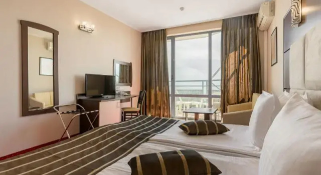Двухместный номер Superior с балконом и с видом на море Hotel Rеgina - Golden Sands All Inclusive