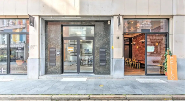 Апартаменты Apartment with Rooftop Terrace in the Heart of Antwerp