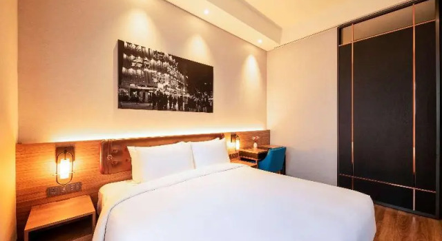 Номер Standard с видом на город Mercure Ambassador Seoul Hongdae