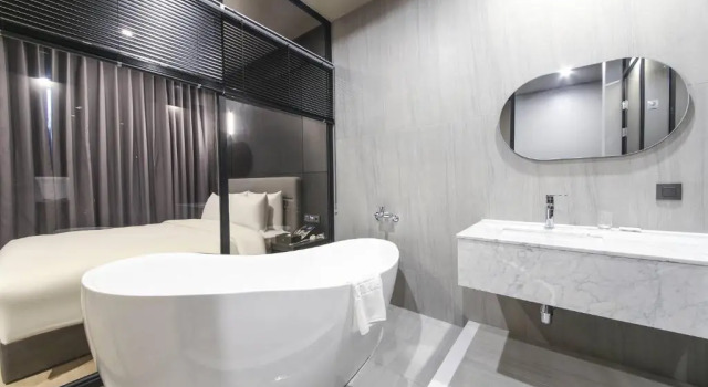 Номер Deluxe City Hotel the Busan Metro