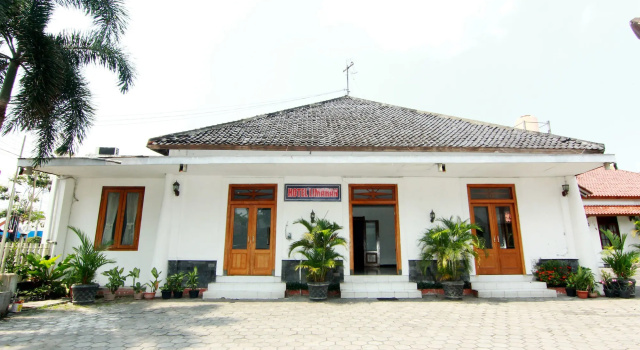 Hotel Limaran 1, Rezervovat Hotel 3hvězdičkové hotely v Yogyakarta Province, 3*