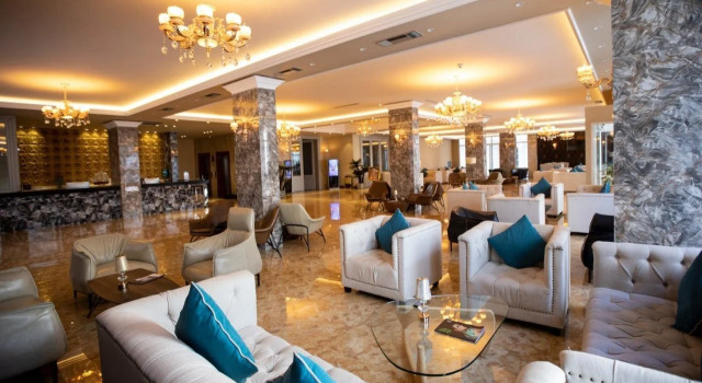 Fafa Premium Hotel