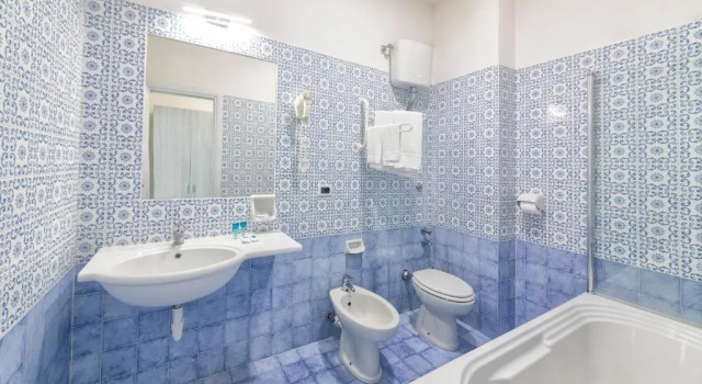 Четырёхместный номер Standard Royal Sunset Hotel & Spa