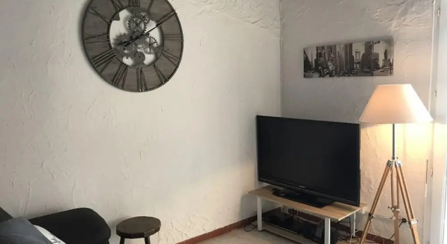 PACHA 1 - WATERFRONT - TARCO Apartment 1, Varaa Huoneisto Solenzara 