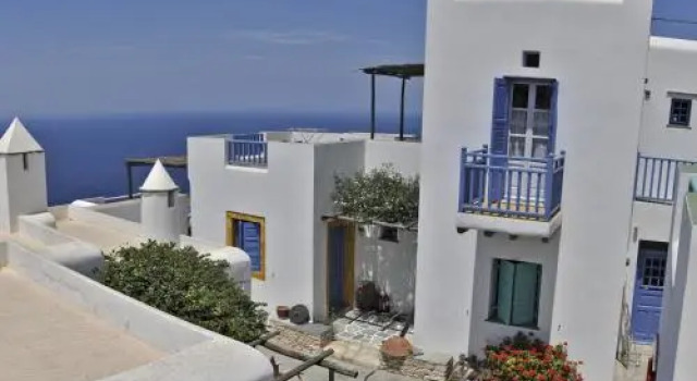 Kyma sto Phos, Prenota Hotel Chora Folegandros 