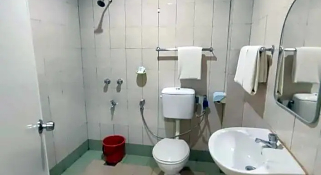 Двухместный номер Standard Century Hotel Inanam