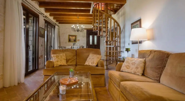 Paradise Home - On the Hill - Paradise Home - On the Hill