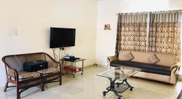 Spicy Mango Malhotra's Pristine Villa