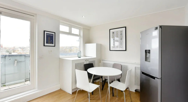 Posh Apartment in London near Hyde Park, Varaa Huoneisto Asunnot kohteessa Merseyside, Huoneisto