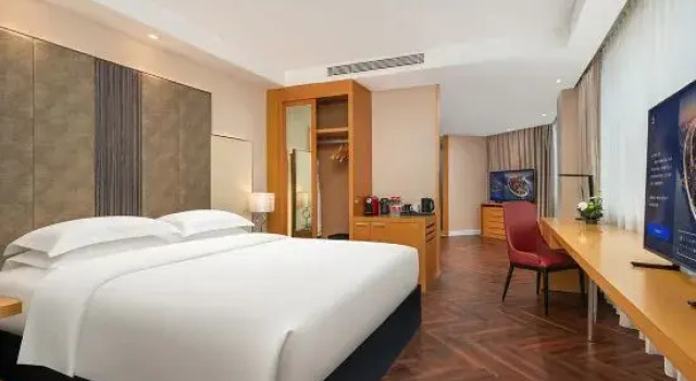 Полулюкс Metropolo, Guangzhou, Wanda Plaza-Baiyun Mountain