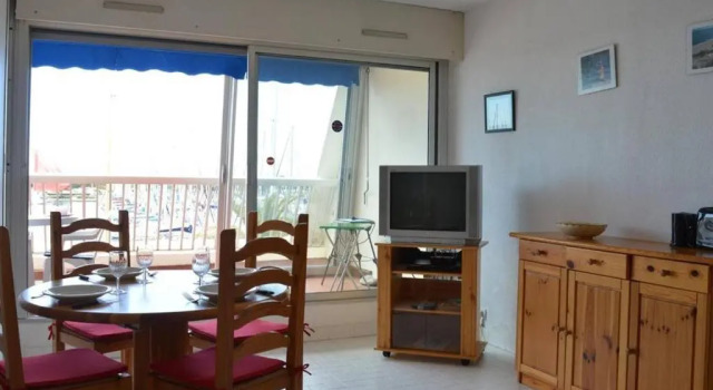 Appartement Port Camargue, 2 pièces, 4 personnes - FR-1-250-73